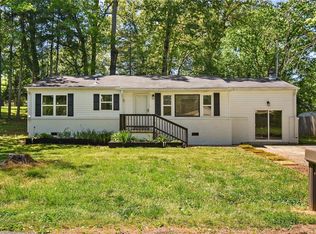 309 Rickenbacker Dr, Tullahoma, TN 37388