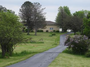 508 Menge Rd, Marengo, IL 60152