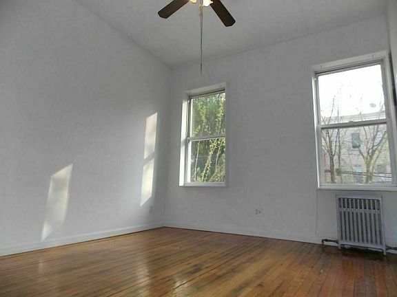 5th image of 262 10th St #1