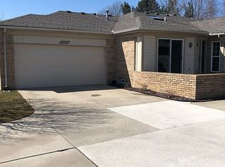 18299 Pleasant Valley Dr, Macomb, MI 48044