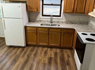 103 Chapel Ridge, Louisville, OH 44641