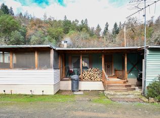 214 Thompson Rd, Riddle, OR 97469