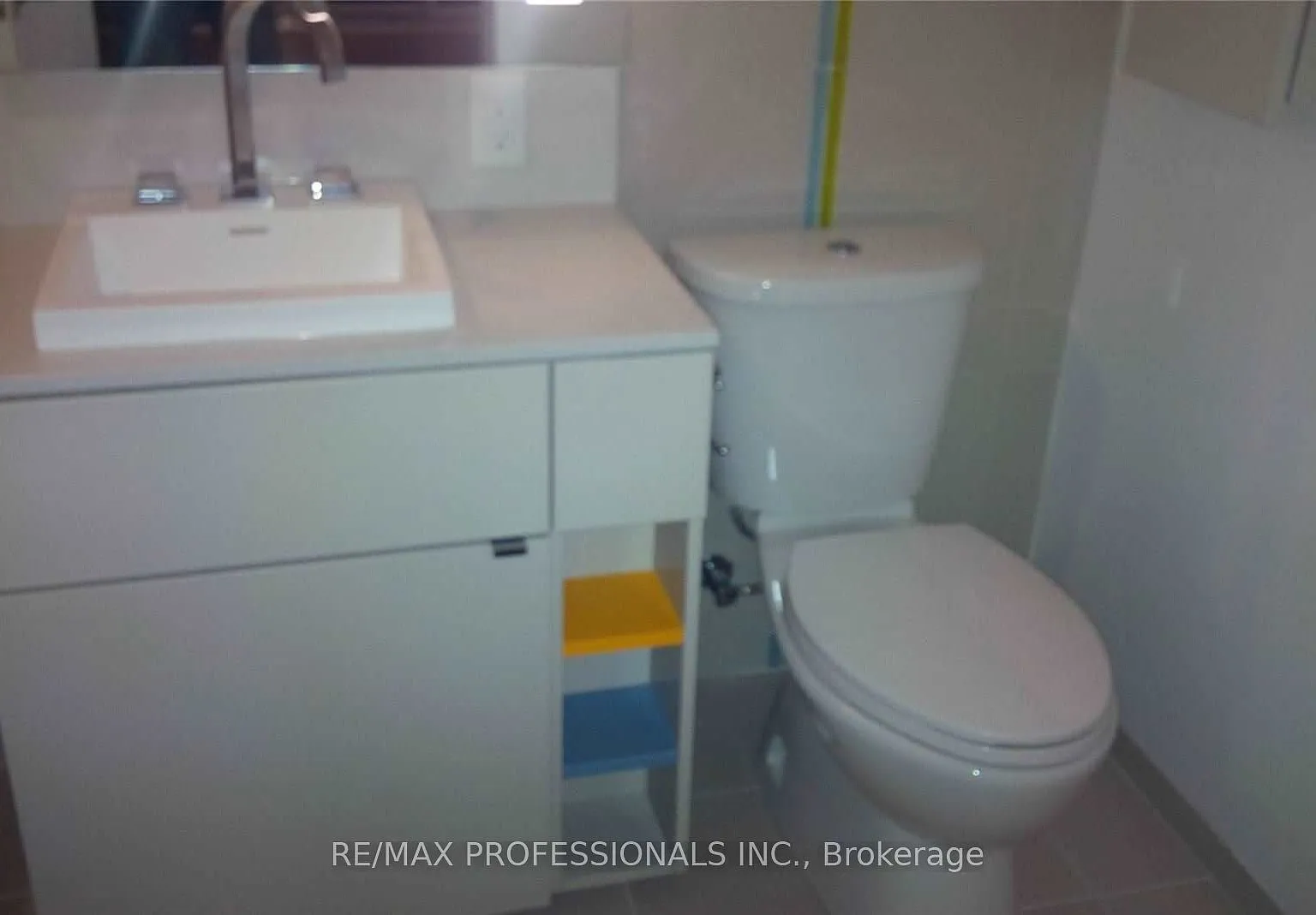 101 Peter St — Photo 4
