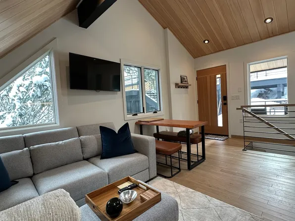(undisclosed Address), Vail, CO 81657