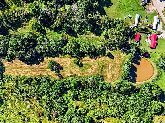 4th image of 3738 Centerpoint Rd