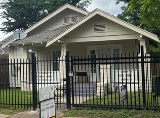 3007 Webster St, Houston, TX 77004