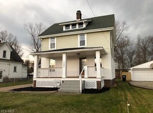 1540 E 300th St, Wickliffe, OH 44092