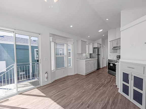 5th image of 9252 E Broadway Rd #11