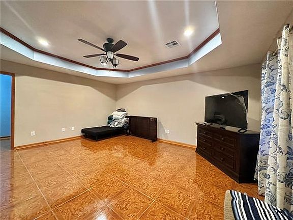 3rd image of 3204 Rachel Dr