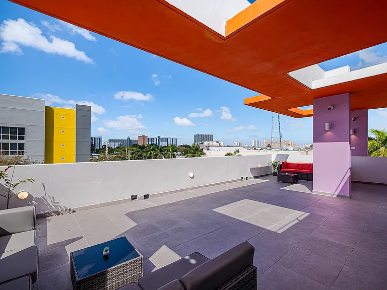 Saffron Apartments — Photo 55