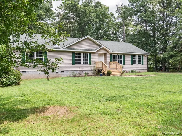 1112 Stewarts Rd, Lanexa, VA 23089