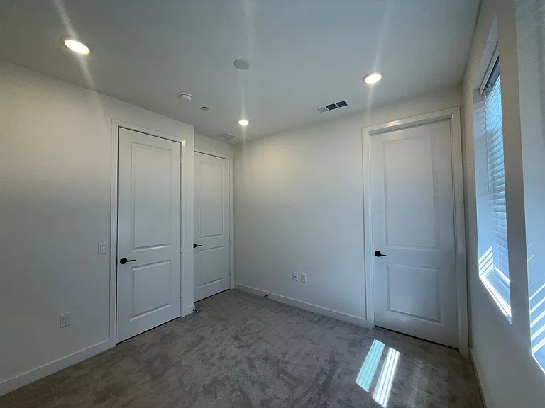 4310 Marigold Ln — Photo 15