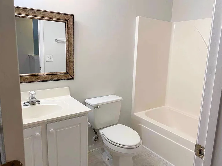 216 Barclay Dr — Photo 13