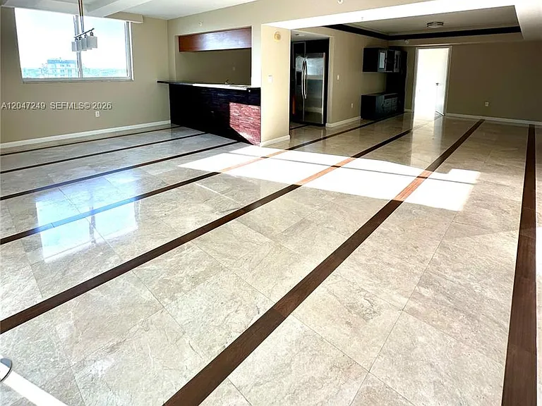 1800 N Bayshore Dr #2315 — Photo 4