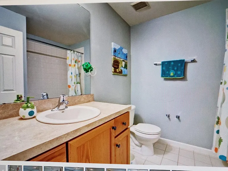48 Hoover Ave — Photo 5
