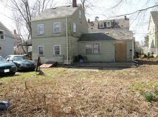 4 Walnut Ct, Dorchester, MA 02122