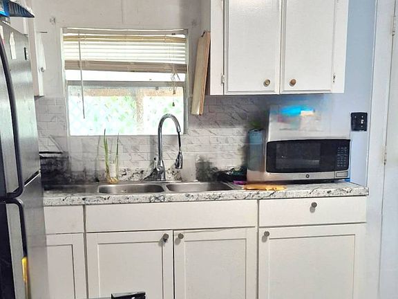4th image of 7840 72nd St N #213