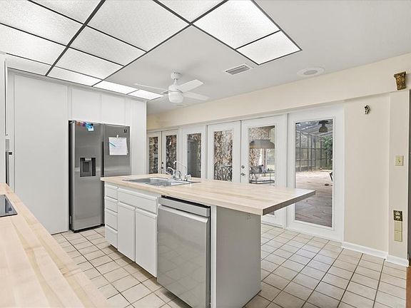 5th image of 5425 Lewellyn Rd