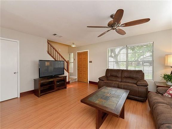 5th image of 10707 Arikara River Dr