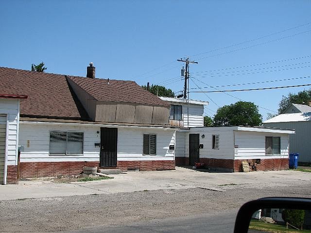 1st image of 304 Blue Lakes Blvd