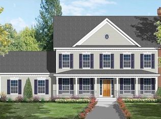 4 Old Harvest Rd, Southampton, MA 01073