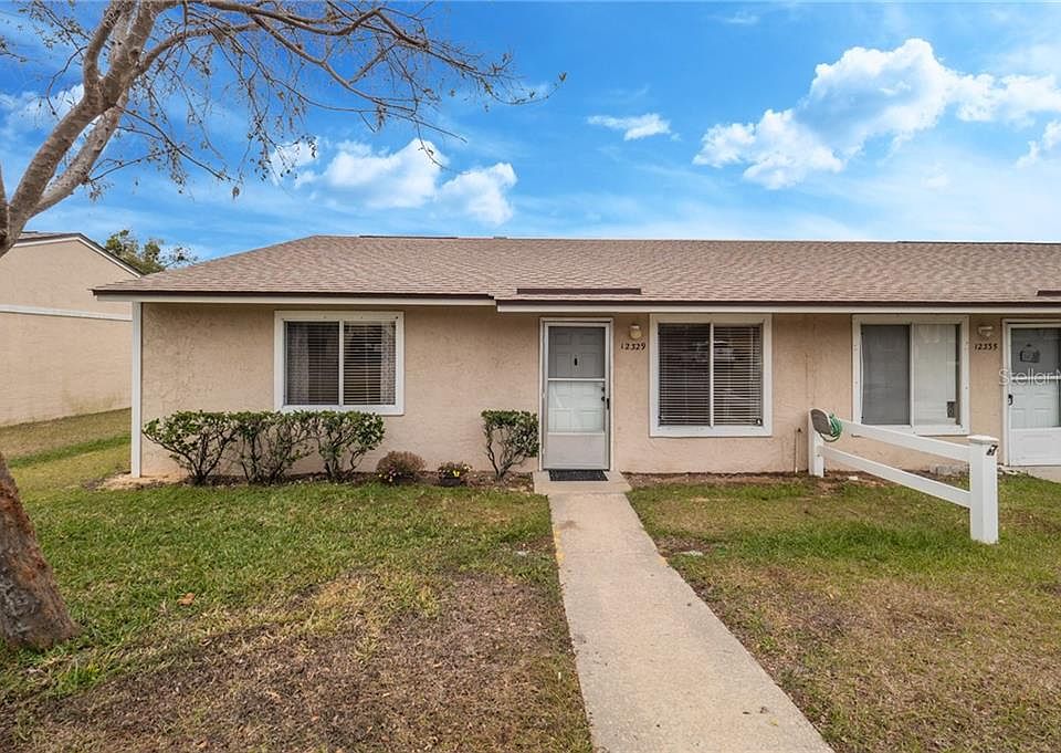 12329 Tavares Ridge Ln Tavares Fl 32778 Zillow