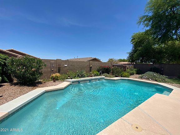 2nd image of 1974 W Gila Butte Dr