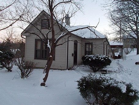 1st image of 3124 Francis St