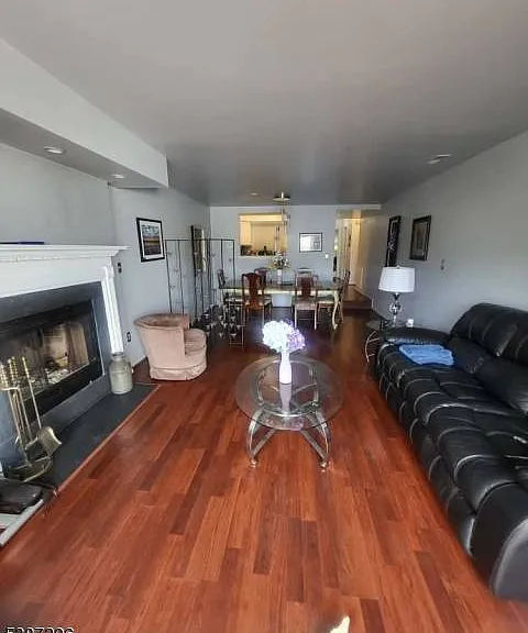 1203 Jesse Way — Photo 8