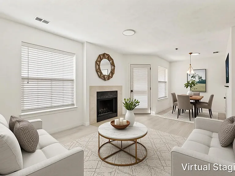 3901 Travis St #102 — Photo 2