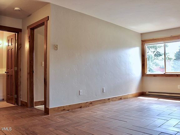3rd image of 811 W Beaver Creek Blvd APT 17