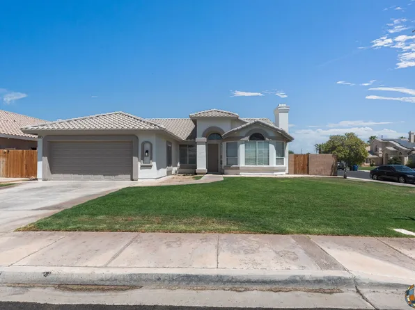 926 Chaparral Dr, El Centro, CA 92243