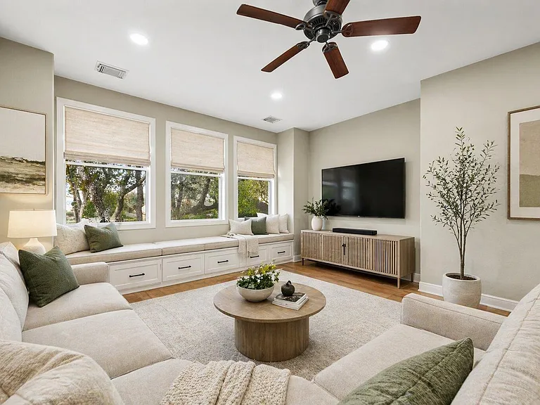 10900 Sky Rock Dr — Photo 12
