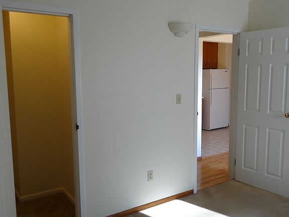 5th image of 804 6th St NW APT 15