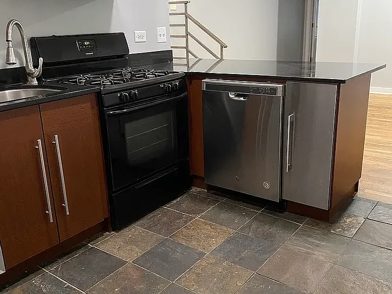 3231 W Hirsch St #1 — Photo 10