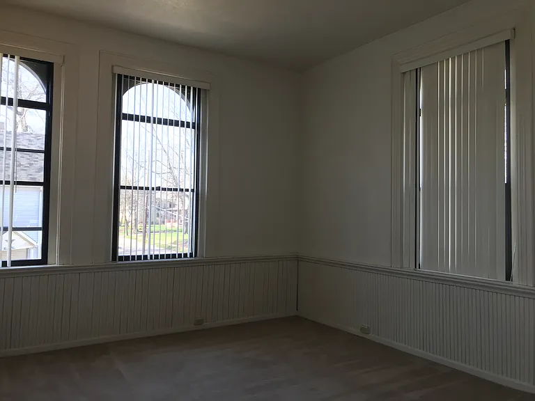 25 Hastings Ave #204 — Photo 10