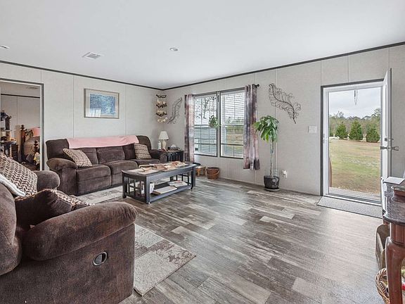 4th image of 6864 River Rd