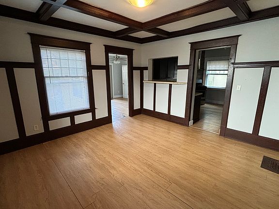 4th image of 1245 Sigsbee St SE