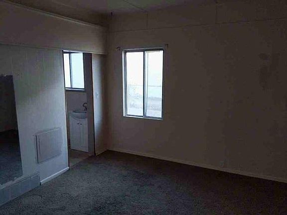 3rd image of 11 Avenue K