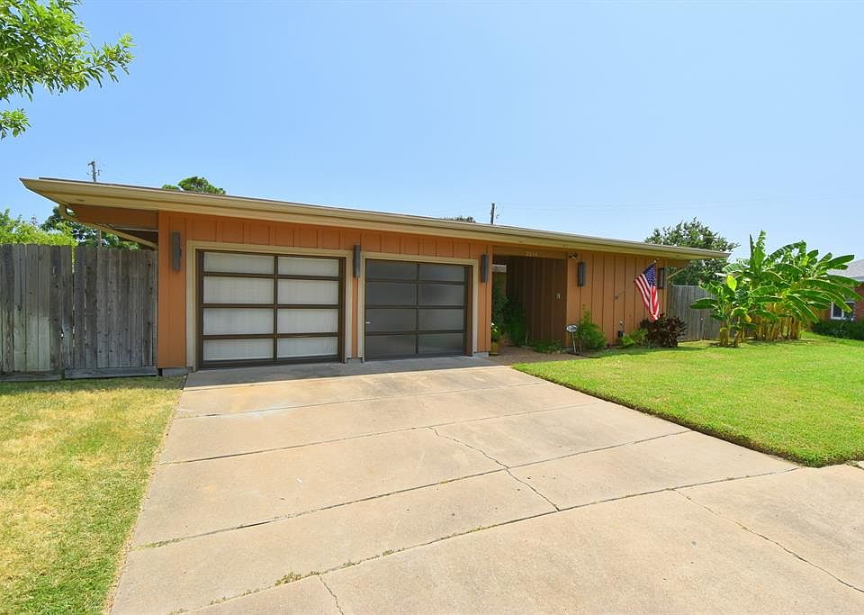 1st image of 2514 Cypress St