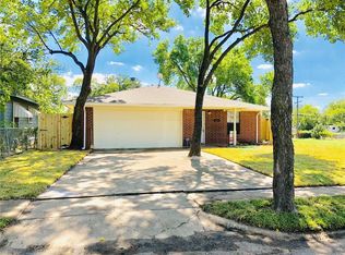 1833 San Antonio St, Grand Prairie, TX 75051