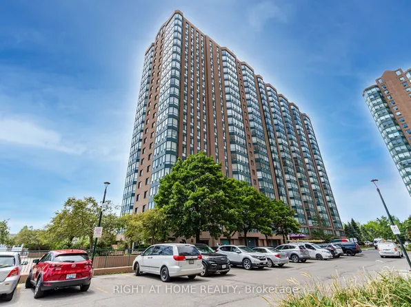 155 Hillcrest Ave #816, Mississauga, ON L5B 3Z2