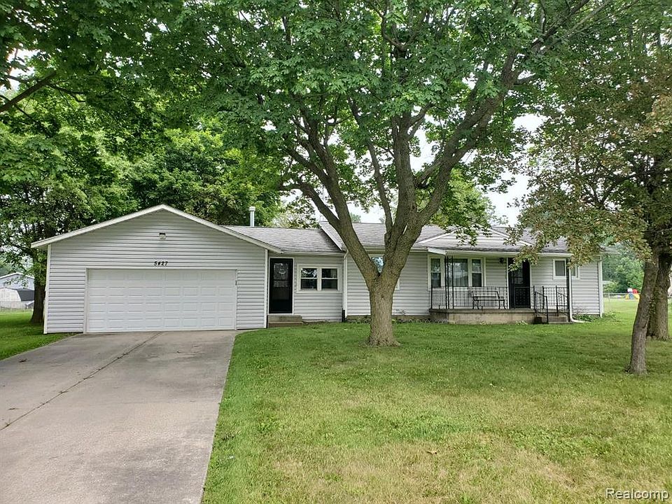 5427 Fiesta Pass, Grand Blanc, MI 48439 Zillow