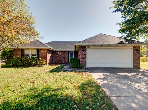 204 W Gate Lane, Nixa, MO 65714