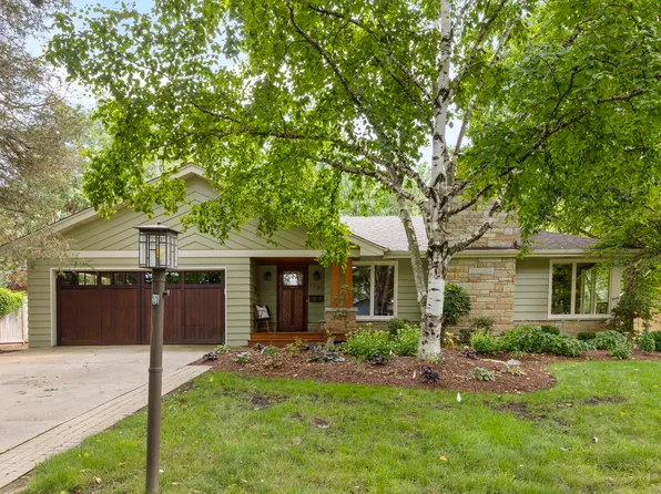 510 W Prairie Ave, Wheaton, IL 60187