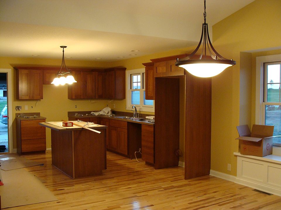 4578 Oster Kitchen