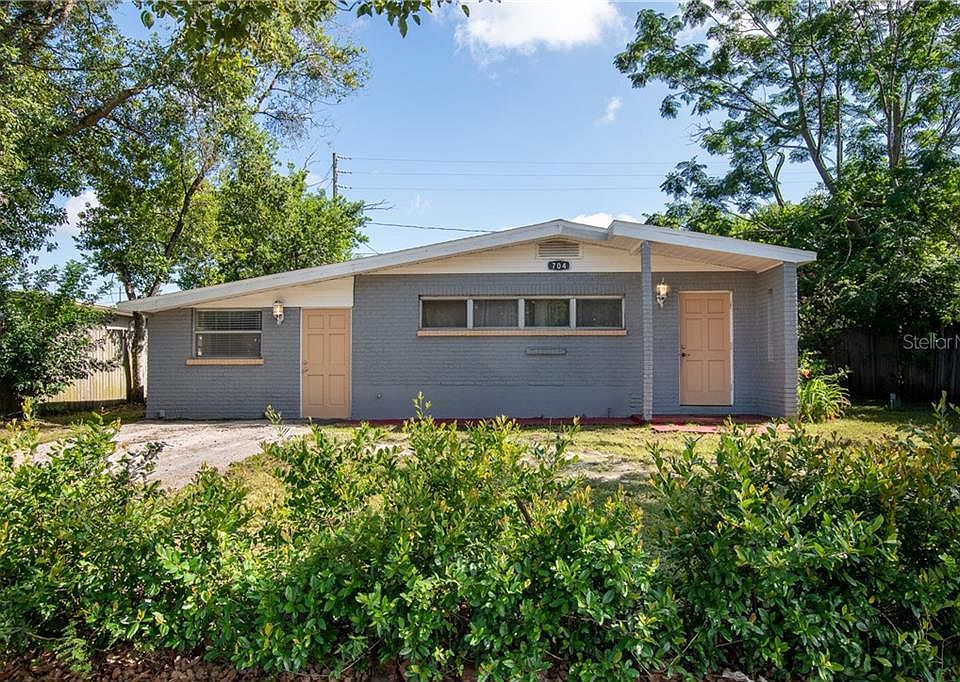 1st image of 704 Belt Ct