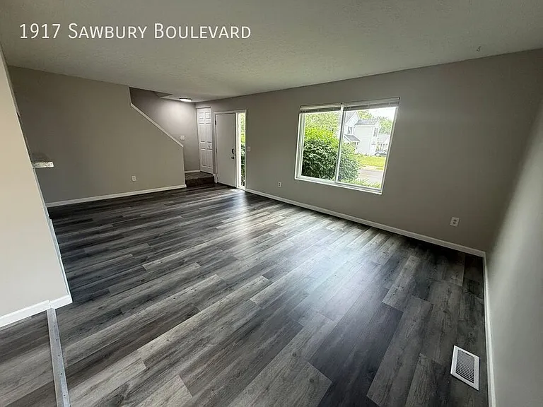 1917 Sawbury Blvd — Photo 4