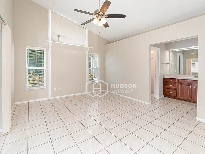 900 Hyacinth Cove Ct — Photo 13