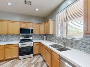 995 E Mount Shibell Dr, Sahuarita, AZ 85629